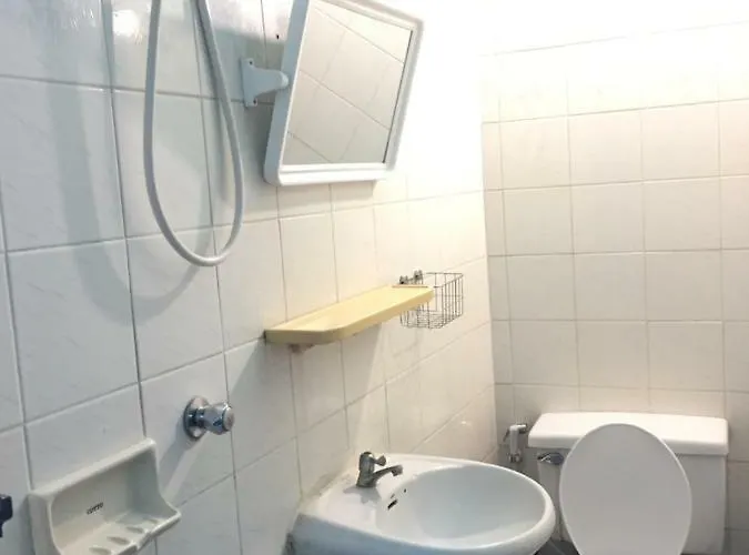Nat 2 Apartment *