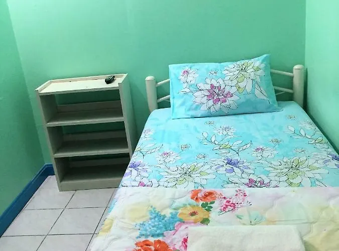 Nat 2 Apartment *