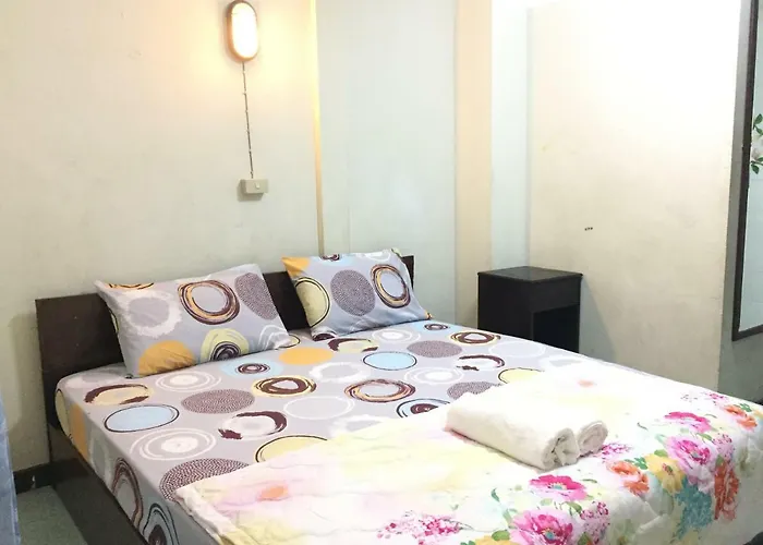 Nat 2 Apartment *